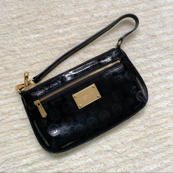 NWOT Michael Kors black patent logo wristlet