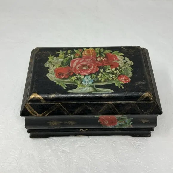 VINTAGE Rose/ Floral Decoupage Shellac Wooden Trinket Friendship Box w Lid