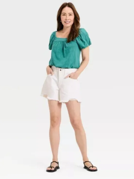 Universal Thread Mid-Rise 90's Baggy Jean Shorts - White, Size 2