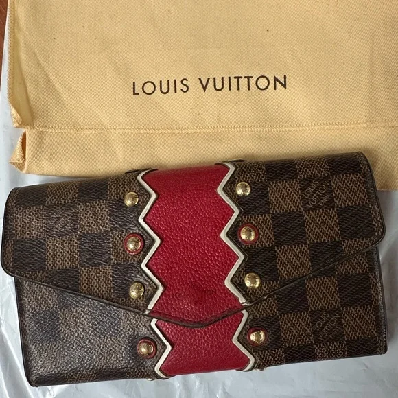 💎 RARE Collectible Louis Vuitton Damier Ebene Karakoram Sarah Red Zigzag Studs
