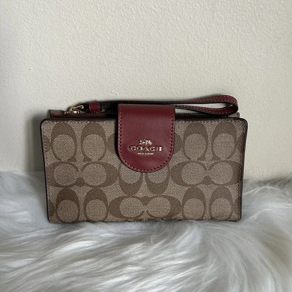 Coach Tech Wallet‎ Khaki Cherry Signature Canvas Leather Wristlet Excellent