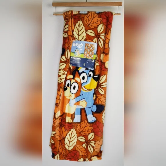 Bluey & Bingo Autum Leaves Plush Throw Blanket 50