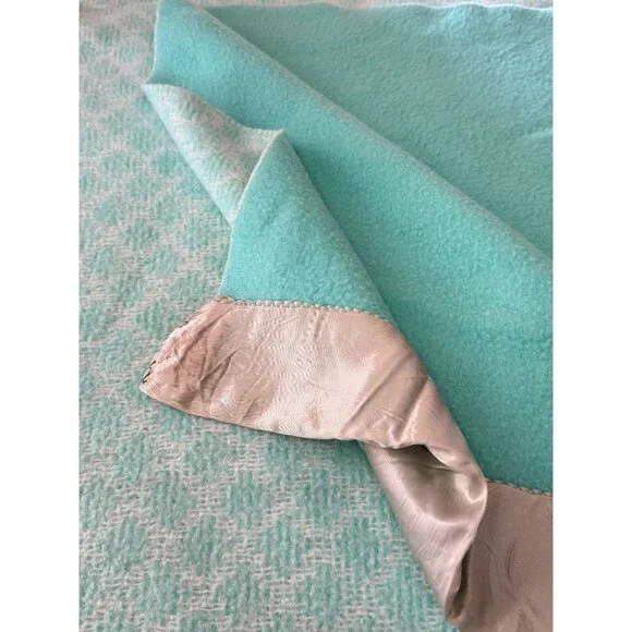 Vintage Mint Green Blue Blanket Throw Acrylic Satin Trim 82 x 72