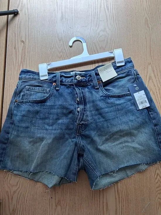 New Womens Universal Thread 90's Baggy Jean Shorts 4” Inseam Mid Rise Size 8
