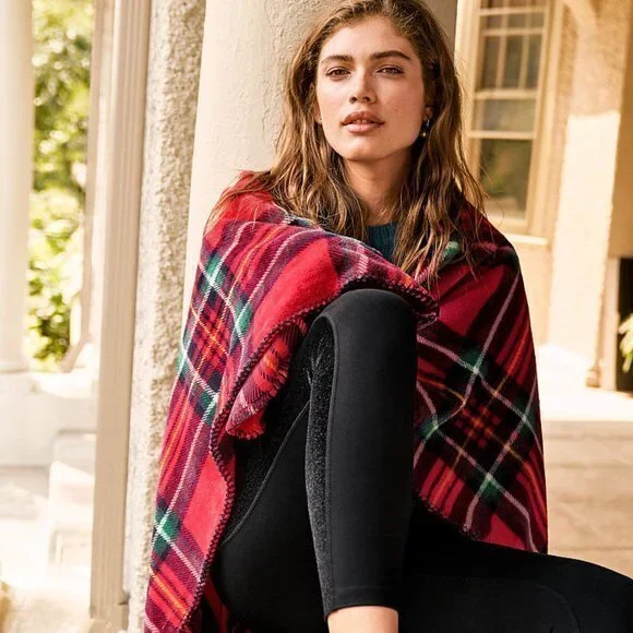 Victorias Secret Throw Blanket red plaid