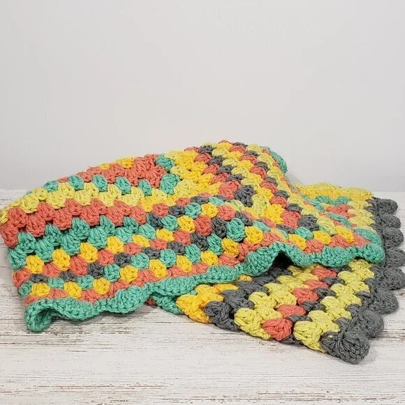 Handmade Chunky Crocheted Blanket  22