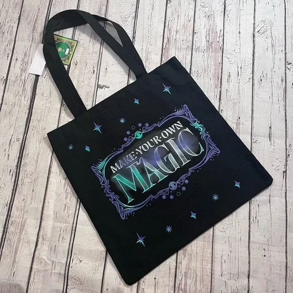 NEW Target bullseye tote Wicked 🌌