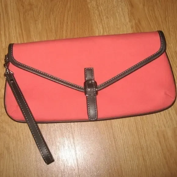 Ann Taylor LOFT Canvas Wristlet‎ Wallet Coral Color