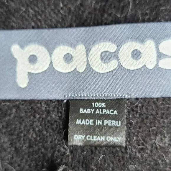 Pacas 100% Baby Alpace Throw Gray on one side Black on the other