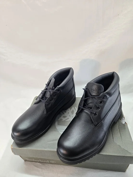 Timberland Men's 7.5 Mid Lace Waterproof Chukka Boots Black New.