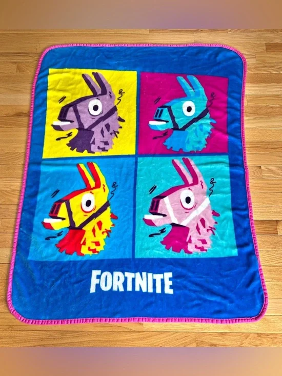 Fortnite Loot Llama Silky Soft Throw Blanket Kids Blue Pink Pop Art