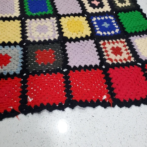 Vintage Crocheted Grannycore Afghan Throw 144 4