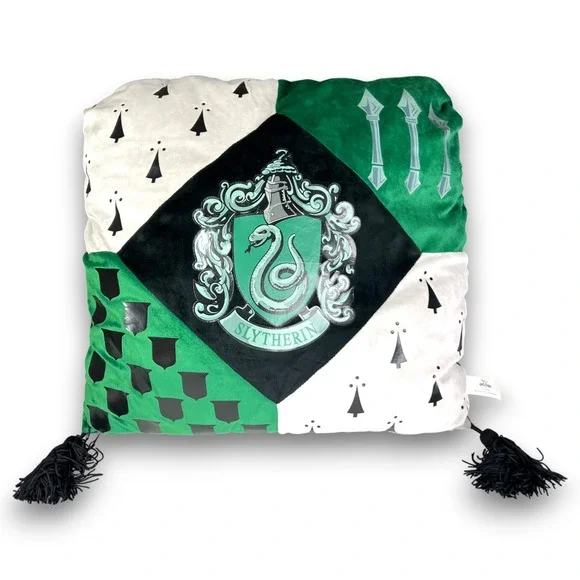 Wizarding World of Harry Potter Universal Orlando Slytherin Throw Pillow Tassels