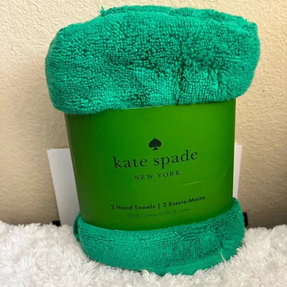 kate spade Vibrant Green Hand Towel Set of 2 NWT