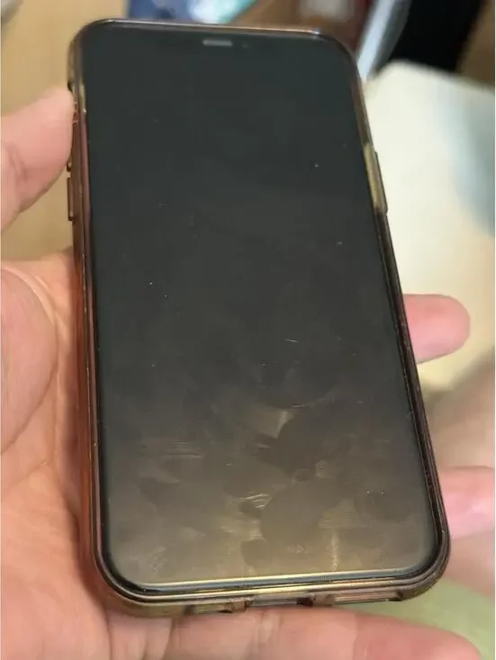 iPhone 11 Pro Unlocked, 64GB , Bundle , Good Condition