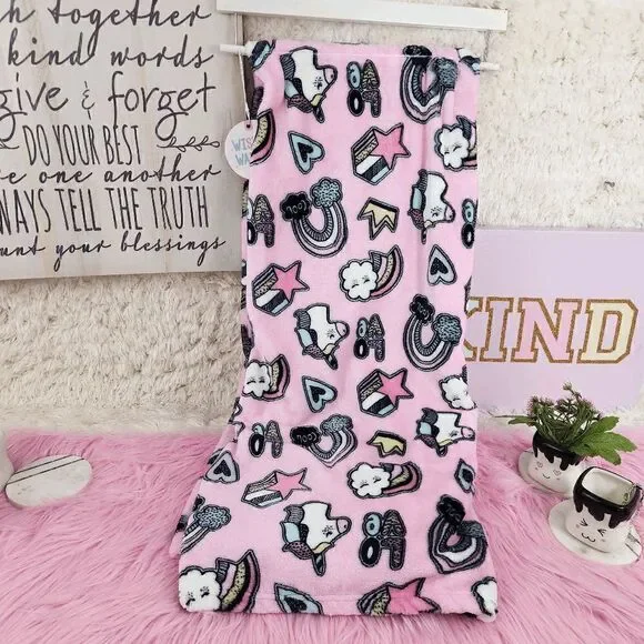 NWT {Wish and Wander} Unicorn Blanket: Cozy Magic NWT