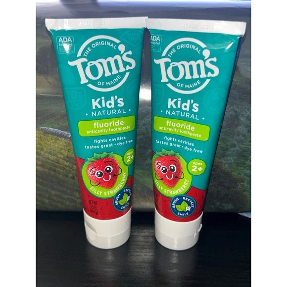 Tom's of Maine Kids Natural Fluoride Anticavity Toothpaste Silly Strawberry X2