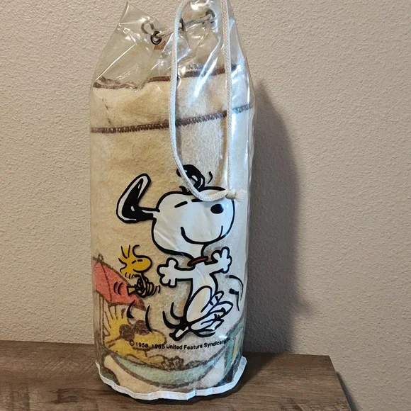 Chatham Peanuts Blanket 72x42 Cream Everybody Loves Summer Snoopy‎ Vintage
