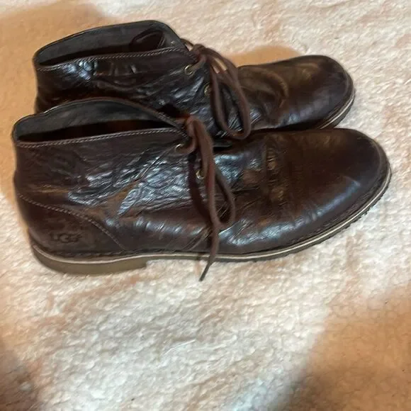Ugg mens leather boots size 11