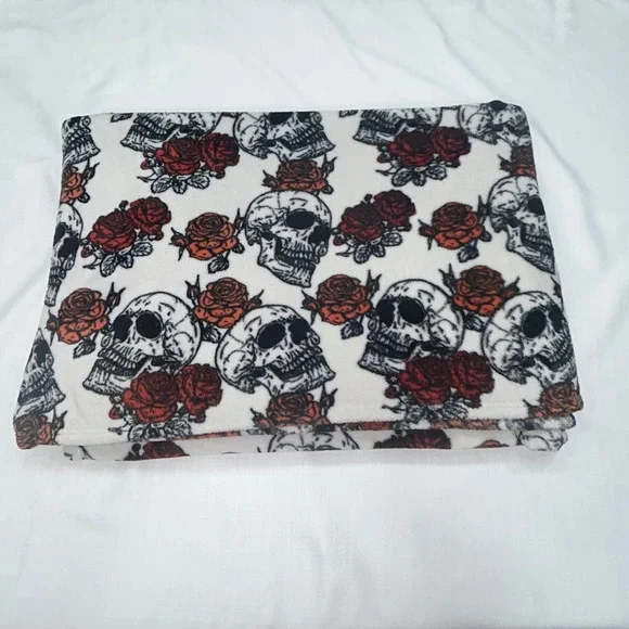 Sleeping Partner Skull Red Rose Plush Fleece Throw Blanket 50x70 Gothic Emo Punk