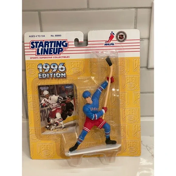 Vintage Mark Messier Starting Lineup Figure Card NY Rangers NHL 1996 Sealed