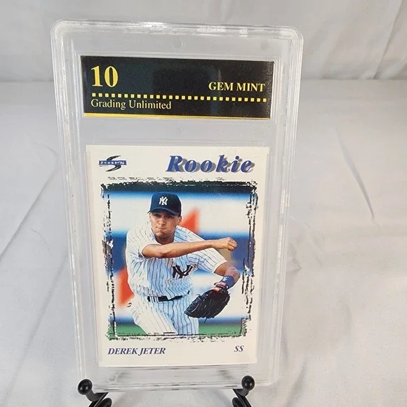 DEREK JETER 1996 SCORE FIRST GRADED GEM MINT 10 CARD 240. YANKEES.