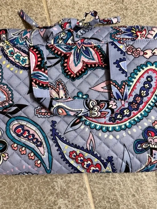 Vera Bradley Light Blue Paisley Quilted Cosmetic Case