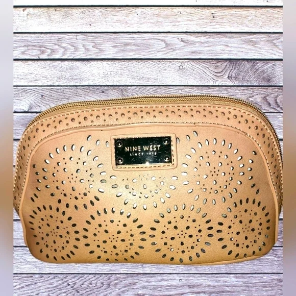 NINE WEST COSMETIC BAG