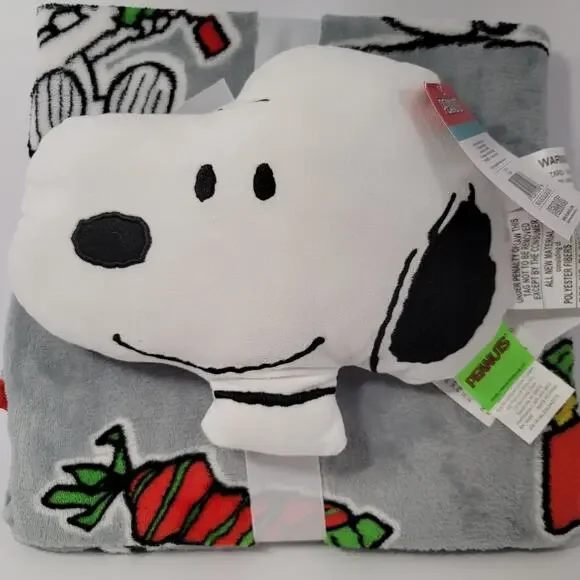 Nogginz Snoopy Peanuts Christmas Pillow‎ Fleece Travel Blanket Set Holiday Gift