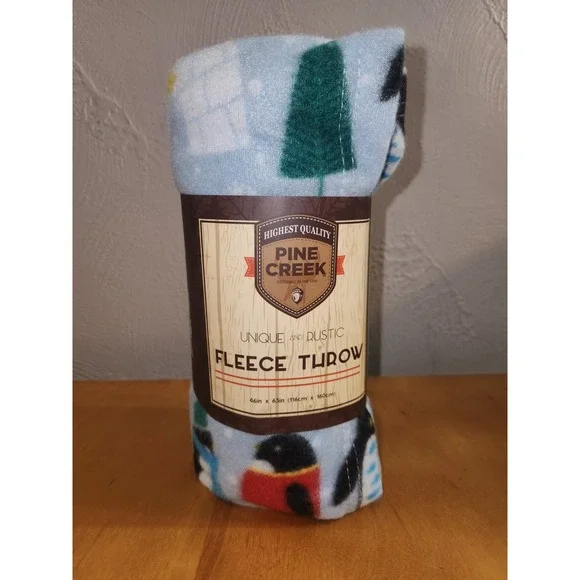 Pine Creek Fleece Throw Blanket 46 x‎ 63 Unique Frosty Penguins Christmas New