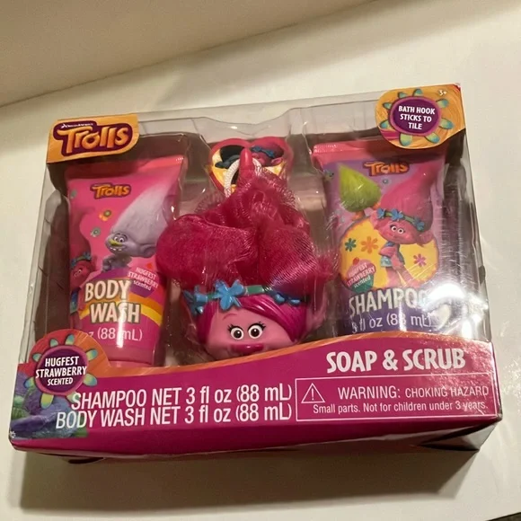 NIB Trolls World Tour Soap & Scrub‎
