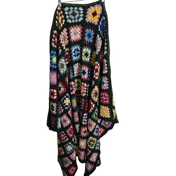 Vintage Handmade Granny Square Cottagecore 70s Throw 88