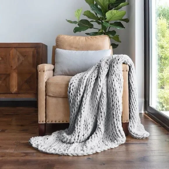 Light Gray Chunky Knitted Woven Throw Blanket Farmhouse Country Cozy Christmas