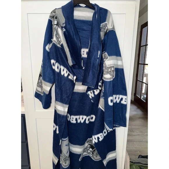 Dallas Cowboys NFL Fleece Wearable Blanket Robe Navy Blue Silver Snuggie Style