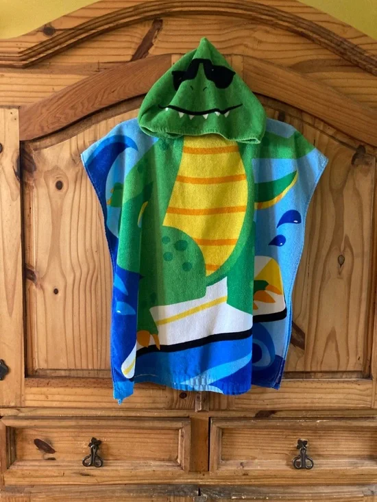 Boys dragon dinosaur hooded beach towel