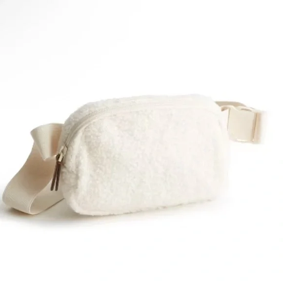 Vera‎ Bradley Women's Antique White Fleece Woodward Small Belt Bag