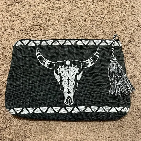 Western zipper pouch