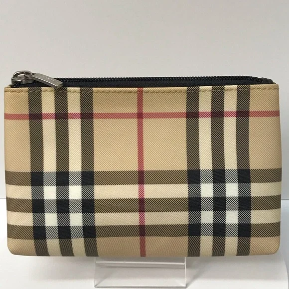 Burberry Signature Nova Check Cosmetic Bag ❤️
