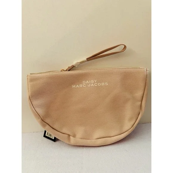 Marc Jacobs Daisy Beige Fabric Makeup Bag Zipper and Wristlet Strap Canvas NEW