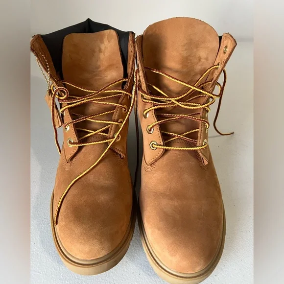 Timberland Men's 6 Inch Premium Waterproof Boots Size 9.5 US Wheat