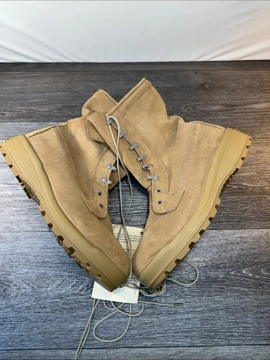 Belleville Suede Lace-Up Military Men's Boots in Tan size 14D