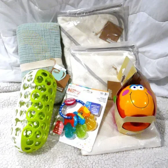 Baby Gift Shower Spout Cover, Bottle Cage, Keys Teether, Blanket, Towels