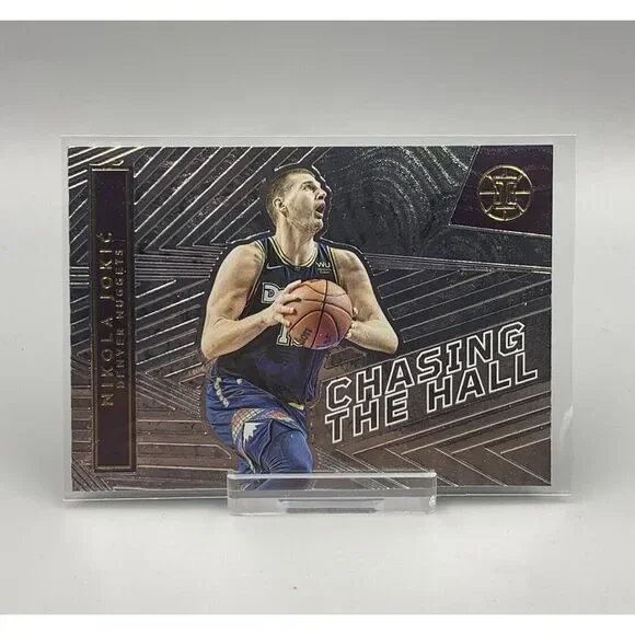 2021-22 Panini‎ Illusions Nikola Jokic Chasing the Hall Insert #4 Denver Nuggets