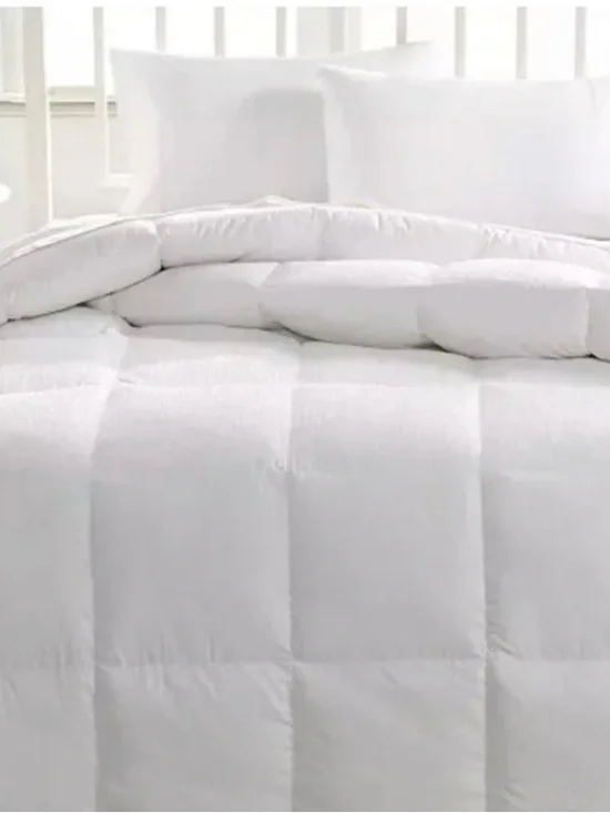 Hotel Collection Primaloft Down Alternative Comforter, Full/Queen All Season
