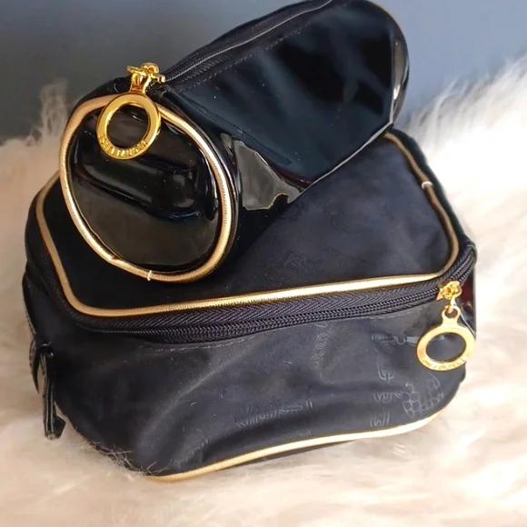 Estee Lauder set of 2 makeup bags