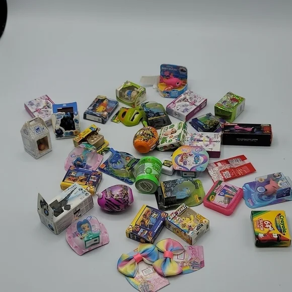 Mini brands lot of 34