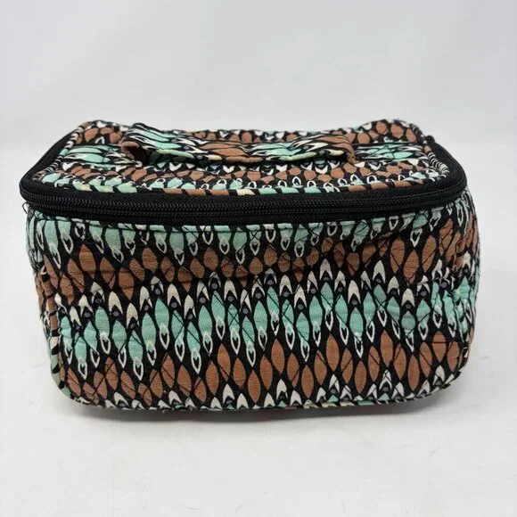 Vera Bradley travel case toiletries cosmetics tan mint blue geometric quilted