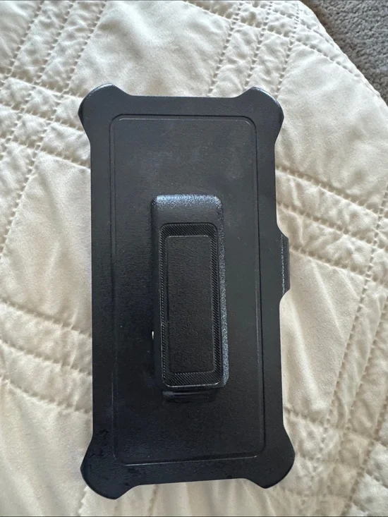 Black Heavy-Duty Phone Holster Case with Belt Clip Samsung S22 belt clip