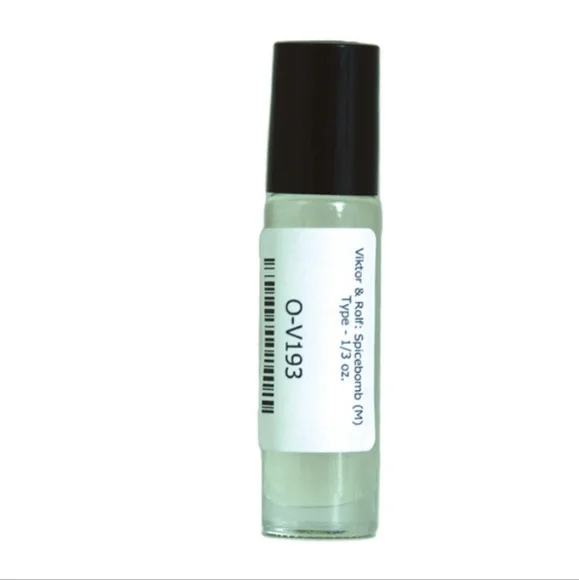 Viktor & Rolf Spicebomb (M) Type Body Oil - 1/3 oz. Rollerball