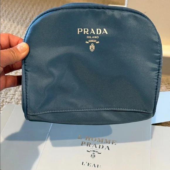 Beauty GWP (Gift with Purchase) Prada Milano Powder Blue Gray Cosmetic case